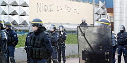 61974_nique_police_lemonde.jpg: 844x420, 46k (2018-01-05 20:47) 61974_nique_police_lemonde.jpg: 844x420, 46k (2018-01-05 20:47)